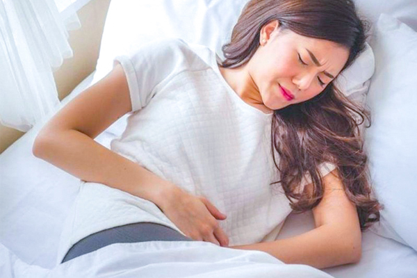 Quan hệ xong ra máu có sao không? Khi nào cần thăm khám bác sĩ?